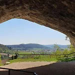 Zum Loewen Отель