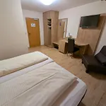 Отель Zum Loewen