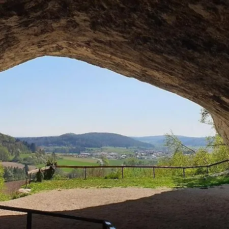 Zum Loewen Hotel