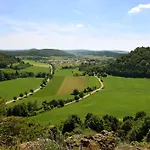 Hotel Zum Loewen 2*