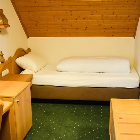 Zum Loewen 2* Velburg
